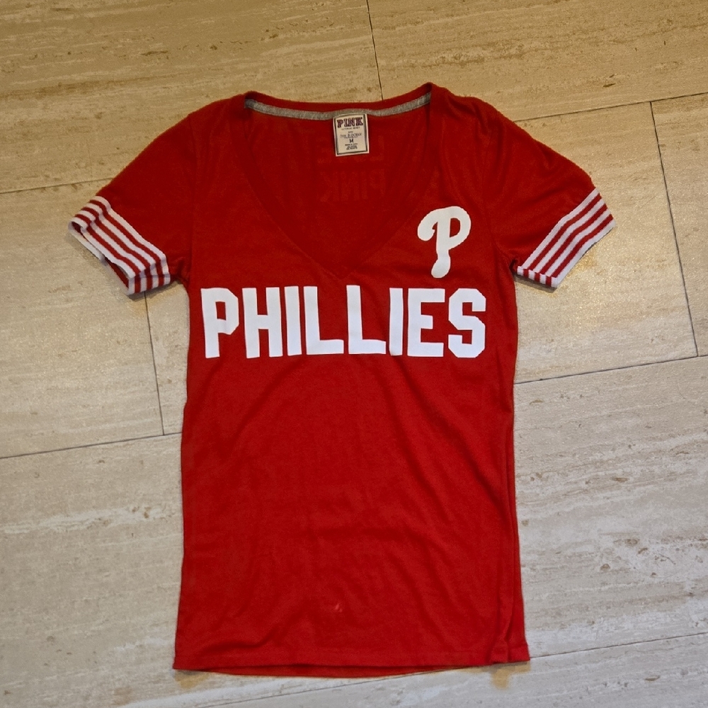 PINK Victoria's Secret with 5'th & Ocean Philadelphia Phillies V-neck Tee